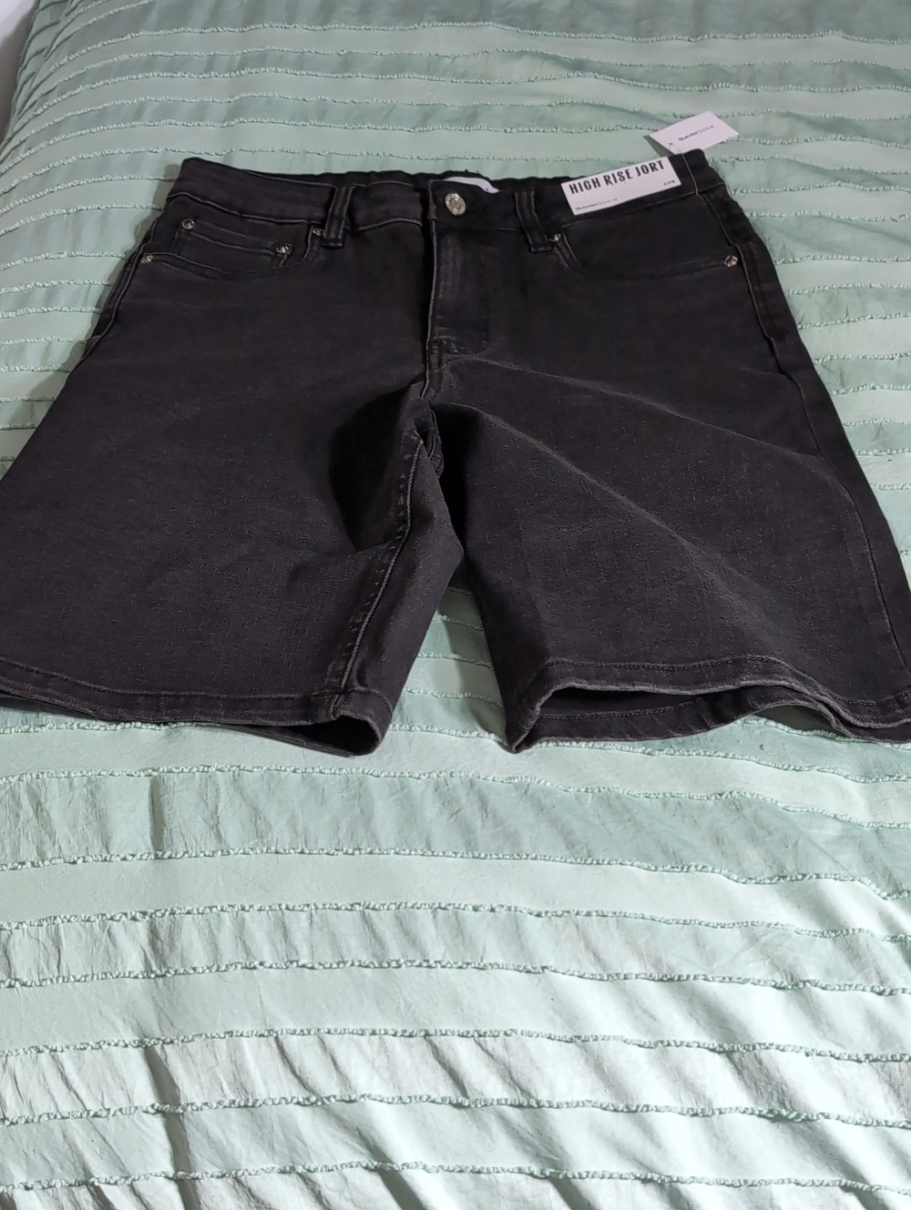 NWT Bluenotes Size 4/27W Black Jean Shorts